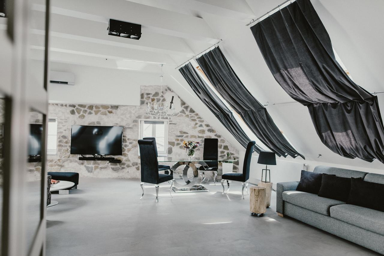 Coco Chanel Boutique Apartment By Goodnite Cz Brno Zewnętrze zdjęcie